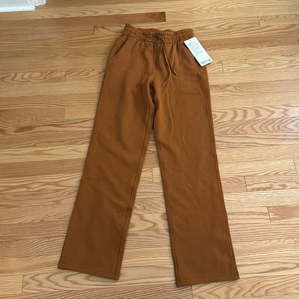 LULULEMON SWEATPANTS